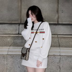 Bộ Nỉ Áo+Chân Váy | BEE01